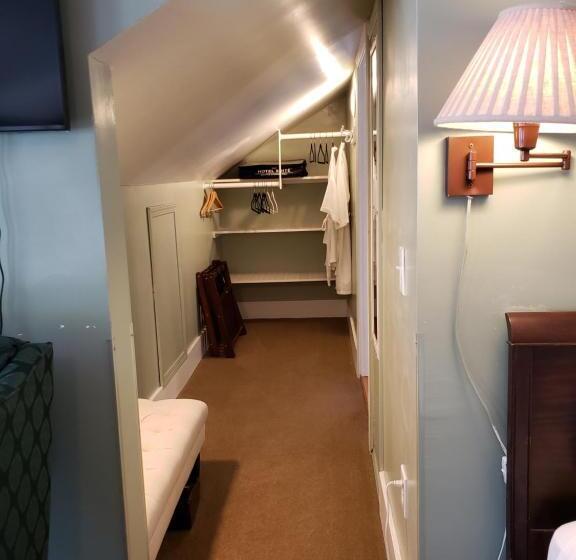 Номер Стандарт Трехместный, Bayberry Inn B&b And Oregon Wellness Retreat
