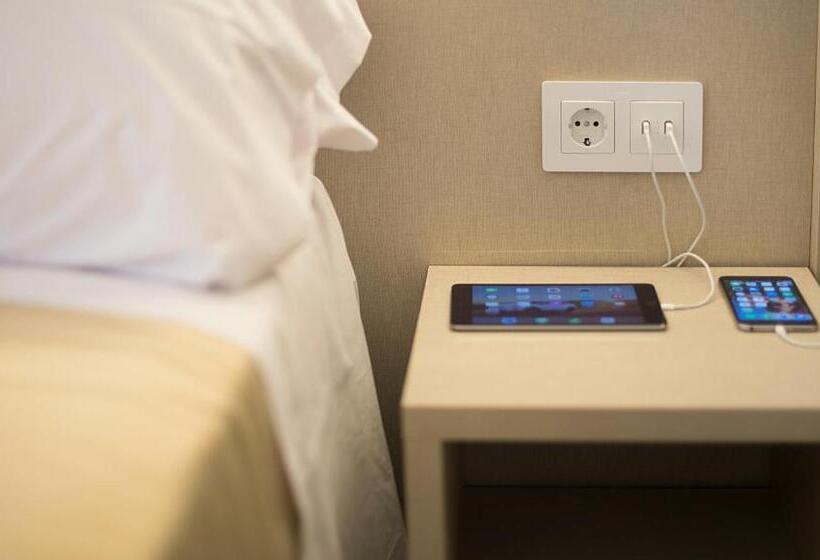 スーペリアールーム, Sono House