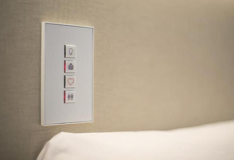 スーペリアールーム, Sono House