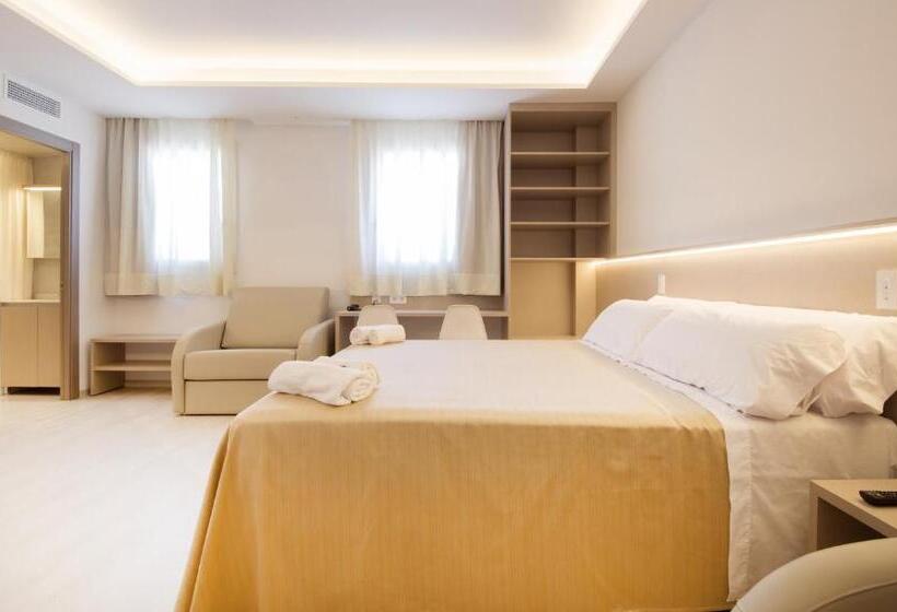 חדר סופריור, Sono House