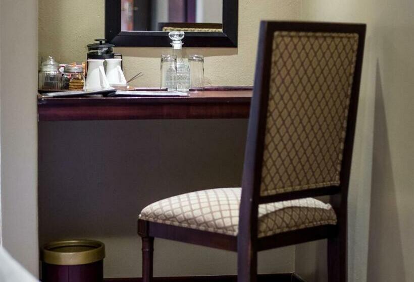 디럭스 룸, Alveston Manor