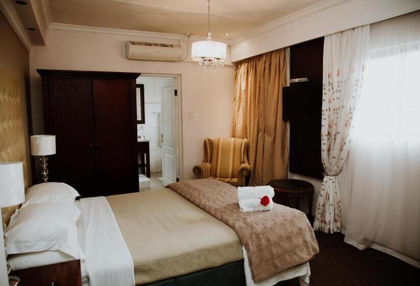 이그제큐티브 스위트, Alveston Manor