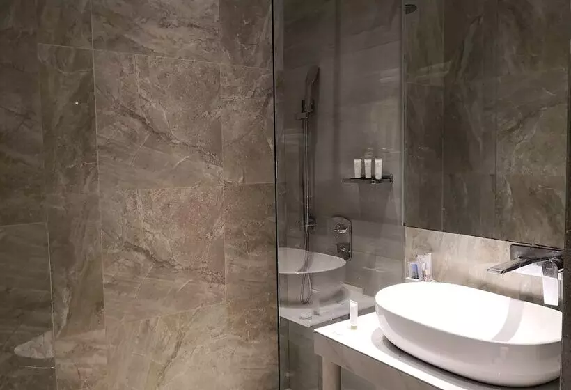 سوئیت پریمیوم, Camp Netanya Resort And Spa