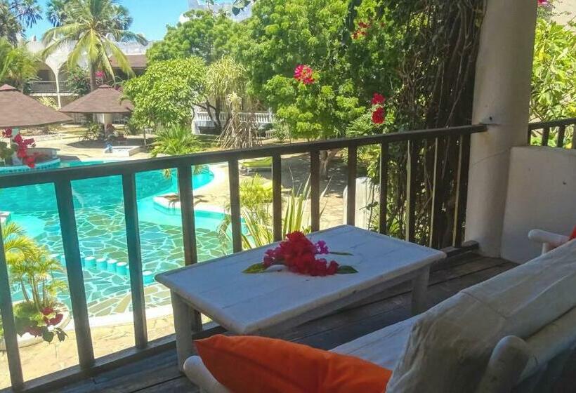 اتاق استاندارد, Lily Palm Resort