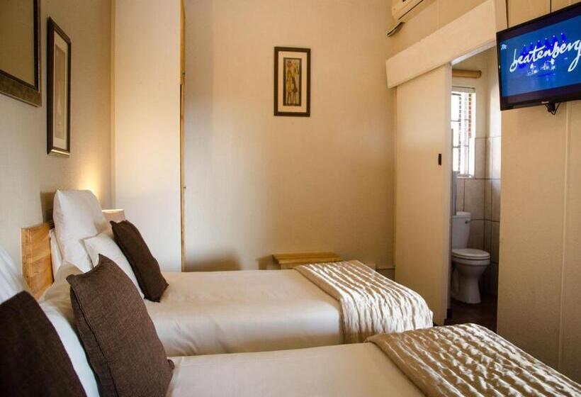 Номер Стандарт Трехместный, Nelspruit Lodge