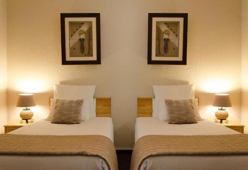 Номер Стандарт, Nelspruit Lodge