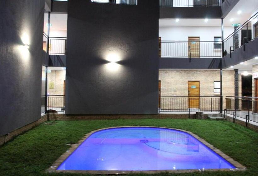 Люкс с гидромассажем, Nelspruit Lodge