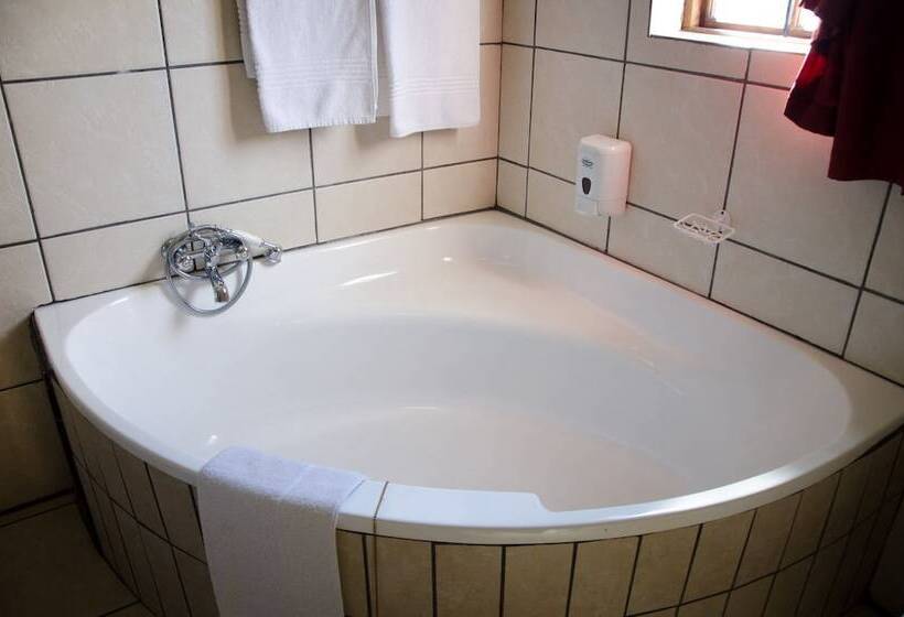 Семейный Номер, Nelspruit Lodge