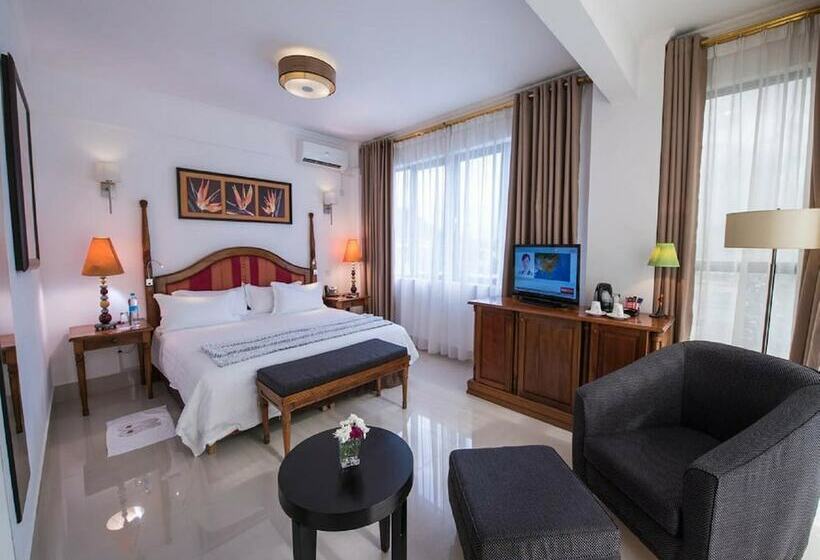 اتاق سوپریور, Palms