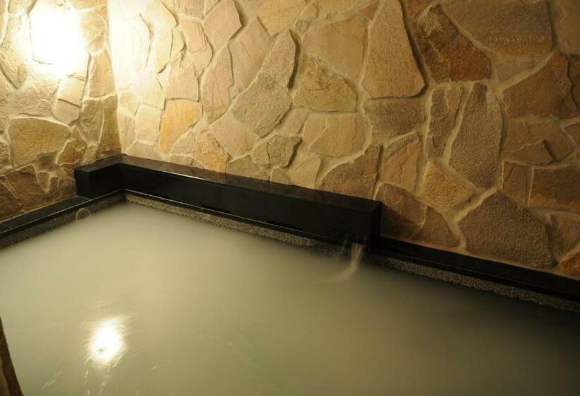 标准单人间, Terrace Yokohama