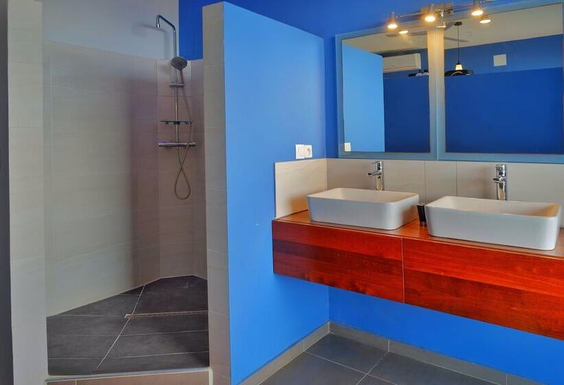 חדר משפחתי מקשר, Villa Les Orchidees