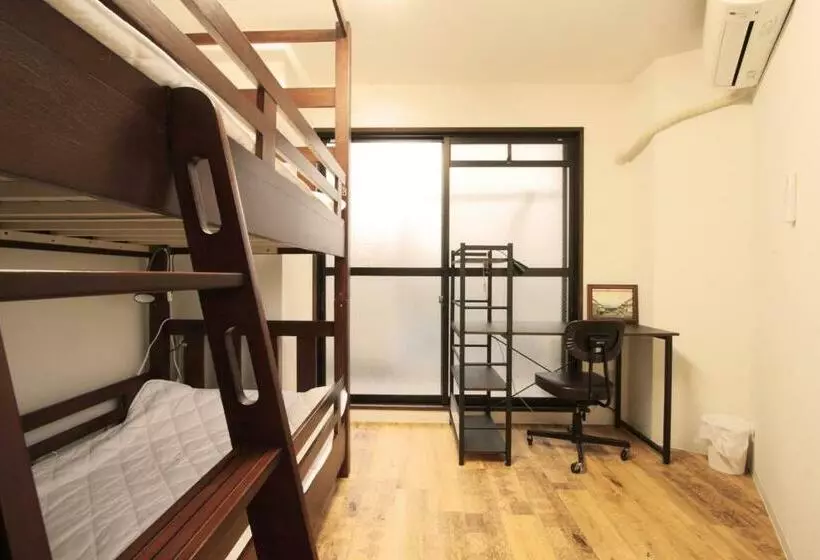 ２段ベッド付きスタンダードルーム, Toyotaya Hostel