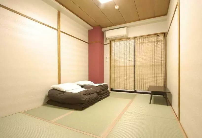 バス共有のスタンダードルーム, Toyotaya Hostel