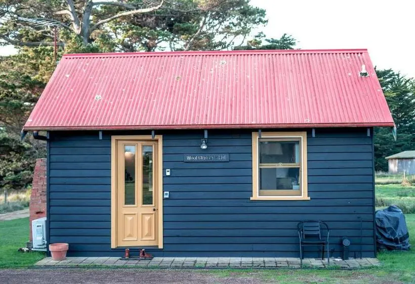 Studio Standard, Icena Accommodation