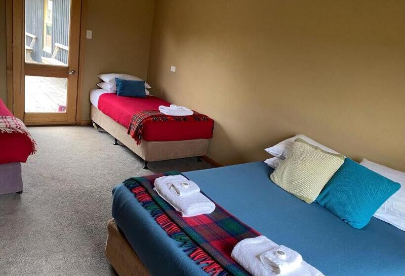 חדר משפחתי, Icena Accommodation