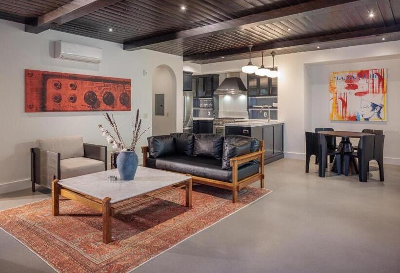 ツーベッドルーム　ヴィラ, San Buena