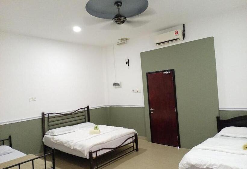 패밀리 룸, Seri Intan Tampin