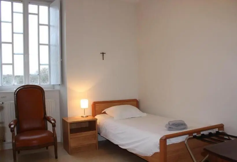 Standard Yhden Hengen Huone, Le Grand Couvent De Gramat