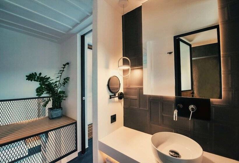 סוויטה, Semeli Coast Mykonos, Curio Collection By Hilton