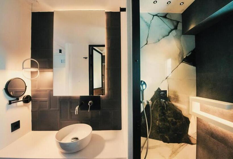 סוויטה עם נוף, Semeli Coast Mykonos, Curio Collection By Hilton