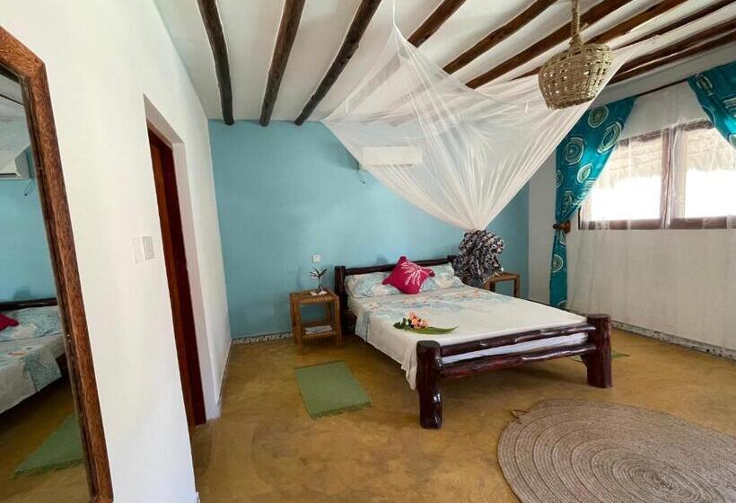 غرفة قياسية مطلّة علي حمام السباحة, Oleza Boutique