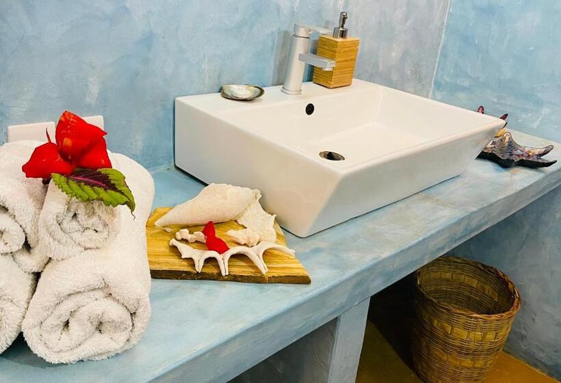 غرفة عائلية, Oleza Boutique