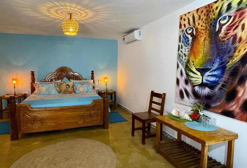 غرفة عائلية, Oleza Boutique