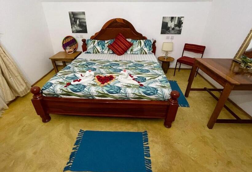 غرفة قياسية حمام مشترك, Oleza Boutique