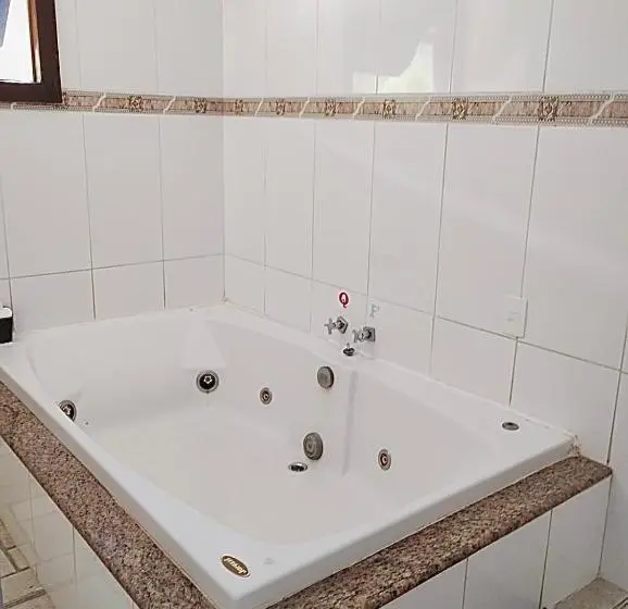 Mökki 1 Makuuhuone, Pousada Recanto Do Chalé Ltda