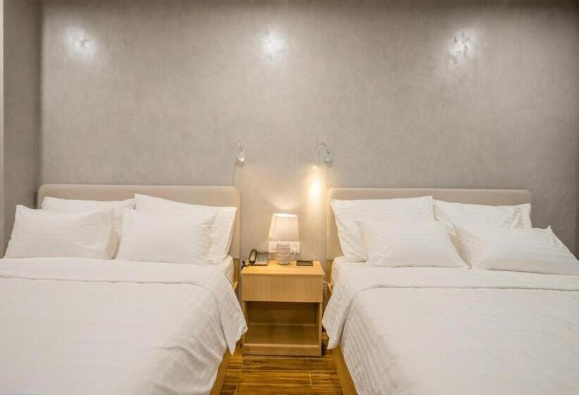 سوییت خانوادگی, Diora Hotel Pleiku By Hos