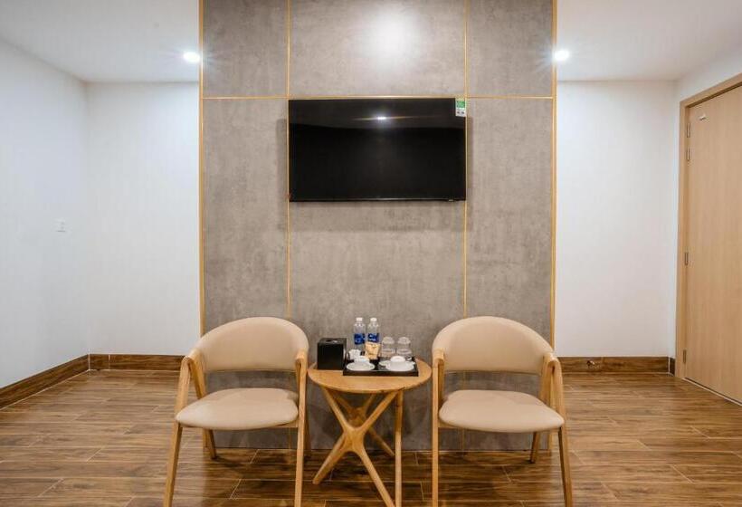 سوییت خانوادگی, Diora Hotel Pleiku By Hos