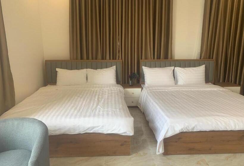 اتاق خانوادگی, Hà Hùng Panorama