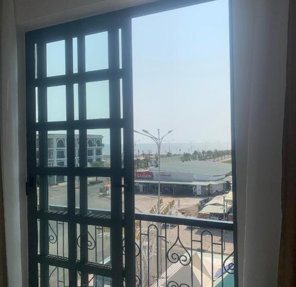 اتاق استاندارد با تخت بزرگ, Hà Hùng Panorama