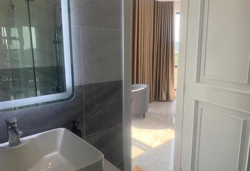 اتاق استاندارد با تخت بزرگ, Hà Hùng Panorama