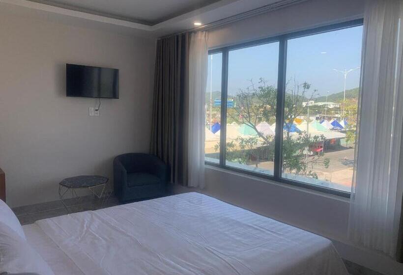 اتاق استاندارد با چشم‌انداز کوهستان, Hà Hùng Panorama