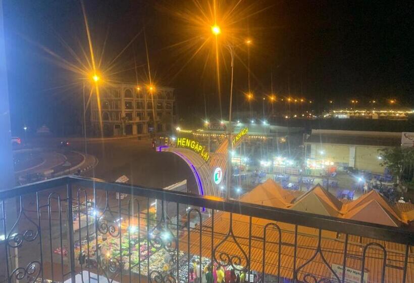 اتاق استاندارد با بالکن و چشم‌انداز دریا, Hà Hùng Panorama