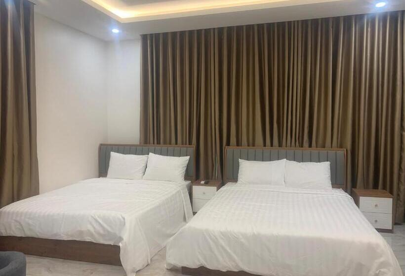 اتاق خانوادگی, Hà Hùng Panorama