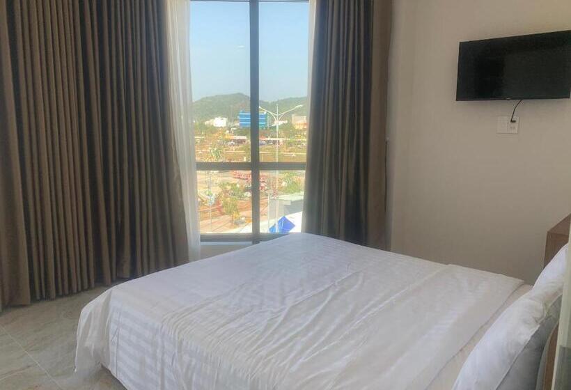 اتاق استاندارد با تخت بزرگ, Hà Hùng Panorama