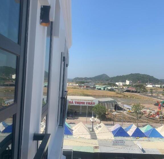 اتاق استاندارد چهار تخته, Hà Hùng Panorama