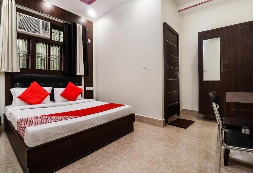 غرفة كلاسيكية ثلاثية, Oyo Titli Resort