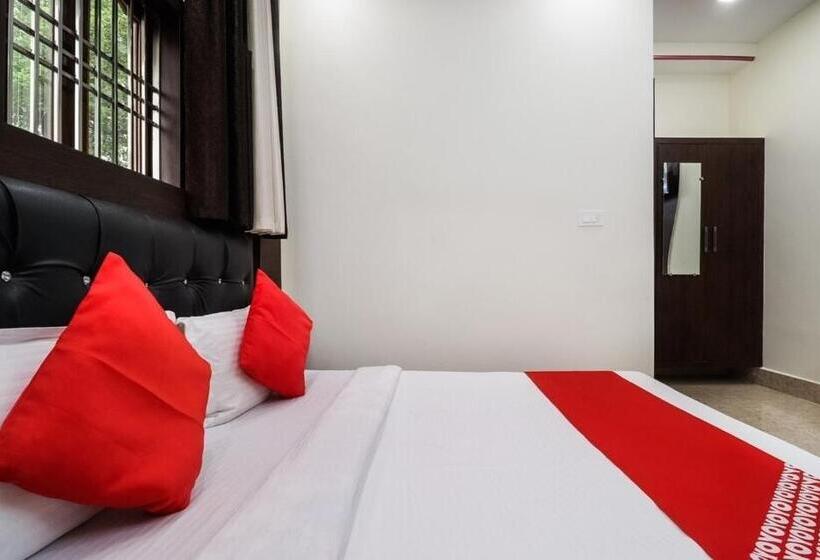 三人经典房间, Oyo Titli Resort