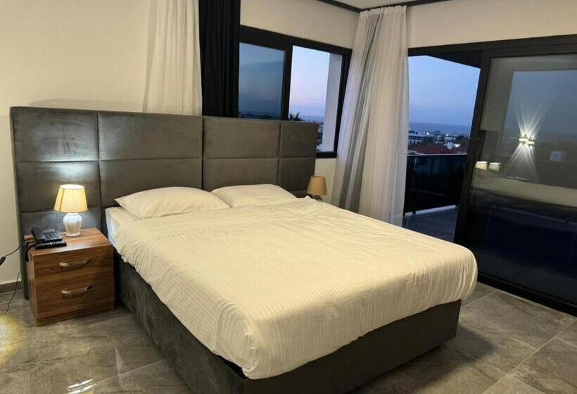 ペントハウススイート, Suya Boutique