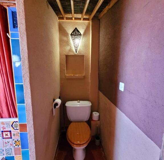 Номер Стандарт, Au Puits De La Fontaine