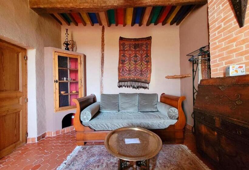 Номер Стандарт, Au Puits De La Fontaine