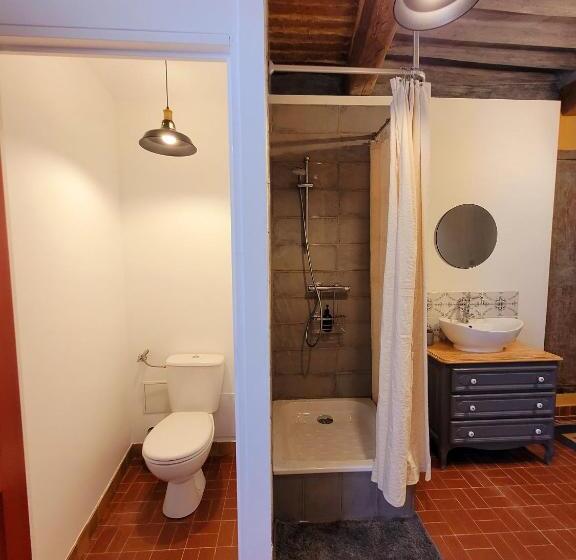 Полулюкс, Au Puits De La Fontaine