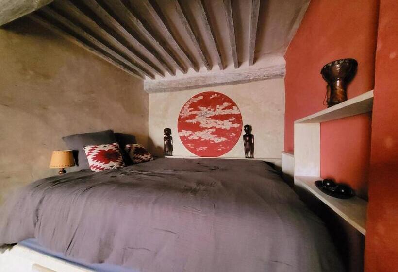 Четырехместный Номер Стандарт Вид на Сад, Au Puits De La Fontaine