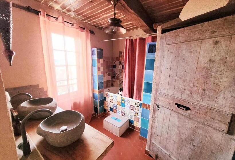 Номер Стандарт, Au Puits De La Fontaine