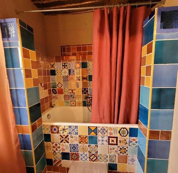 Номер Стандарт, Au Puits De La Fontaine