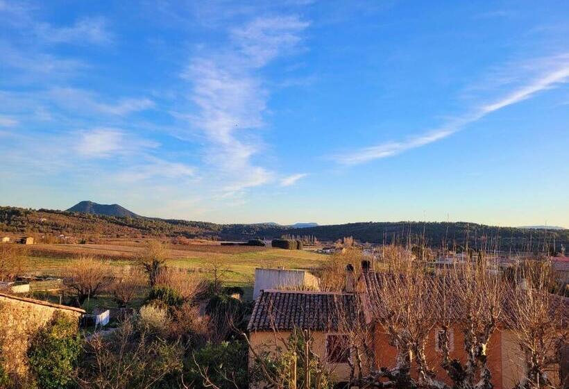Номер Стандарт, Au Puits De La Fontaine