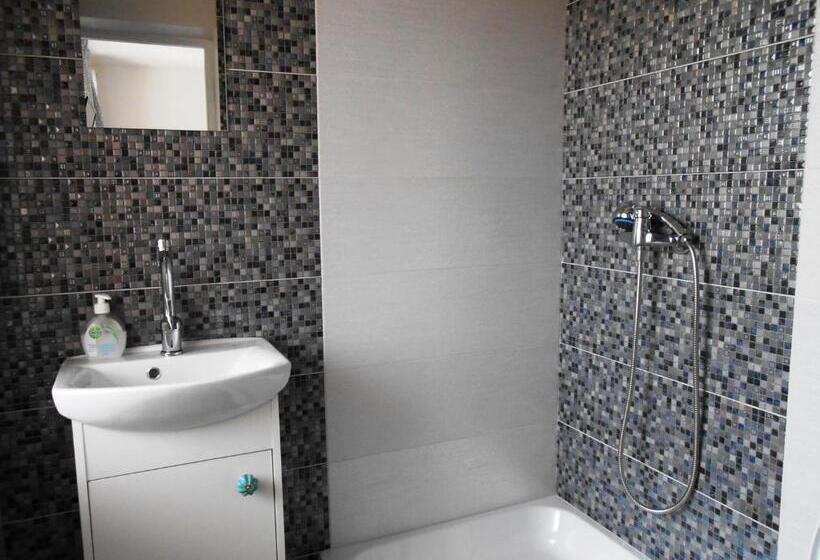 4인용 스탠다드 룸, Penzión Vilka Podhájčanka